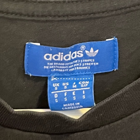 Adidas Tee - Picture 5 of 5
